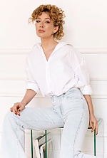 Elena , 41 years old – blonde hair,  hazel eyes from Kyiv, Ukraine - Photo 1946937