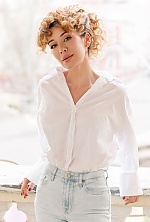 Elena , 41 years old – blonde hair,  hazel eyes from Kyiv, Ukraine - Photo 1946934