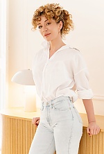 Elena , 41 years old – blonde hair,  hazel eyes from Kyiv, Ukraine - Photo 1946936