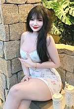 Nguyen , 20 years old – auburn hair,  brown eyes from Hanoi, Vietnam - Photo 1948739