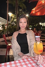 Marta , 30 years old – light brown hair,  brown eyes from Chicago, United States - Photo 1968559