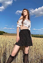 Amina , 24 years old – light brown hair,  brown eyes from Odesa, Ukraine - Photo 1950587