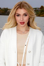 Elena , 22 years old – blonde hair,  brown eyes from Odesa, Ukraine - Photo 1950653