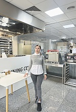 Lilia , 36 years old – black hair,  grey eyes from Lutsk, Ukraine - Photo 1991995