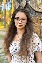 Daria , 19 years old – light brown hair,  brown eyes from Kyiv, Ukraine - Photo 1951917