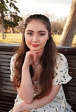 Daria , 20 years old – light brown hair,  brown eyes from Kyiv, Ukraine - Photo 2016241