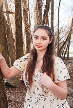 Daria , 20 years old – light brown hair,  brown eyes from Kyiv, Ukraine - Photo 2016244