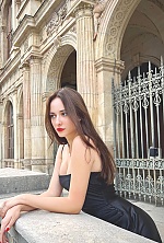 Yelyzaveta , 29 years old – light brown hair,  grey eyes from Lyon, France - Photo 1956084