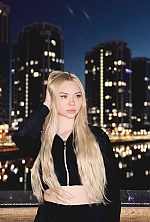 Elena , 22 years old – blonde hair,  brown eyes from Kyiv, Ukraine - Photo 1957679