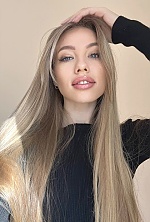 Oksana , 26 years old – light brown hair,  blue eyes from Chernihiv, Ukraine - Photo 1957854