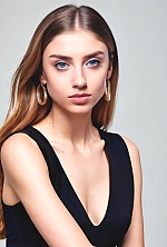 Vasilisa , 25 years old – brunette hair,  blue eyes from Uzhhorod, Ukraine - Photo 1966990