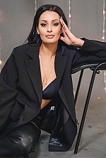 Yuliia , 28 years old – brunette hair,  brown eyes from Warsaw, Poland - Photo 1961379