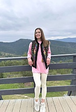 Yulia , 33 years old – brunette hair,  grey eyes from Kyiv, Ukraine - Photo 1962822