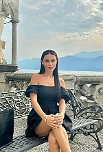 Adelina , 22 years old – brunette hair,  grey eyes from Chisinau, Moldova - Photo 1962865