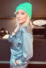 Iryna , 56 years old – blonde hair,  blue eyes from Antwerp, Belgium - Photo 1969196