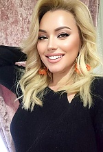 Lina , 46 years old – blonde hair,  brown eyes from Milan, Italy - Photo 1969404