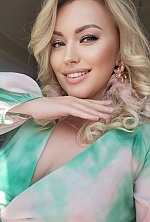Lina , 46 years old – blonde hair,  brown eyes from Milan, Italy - Photo 1969406