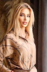 Gorgeous Cristina, 31 years old from Moldova | ID: 2394203