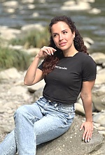 Olena , 35 years old – brunette hair,  brown eyes from Florence, Italy - Photo 1987225
