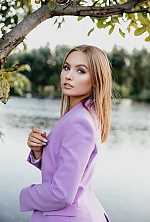 Dariia , 22 years old – light brown hair,  blue eyes from Kyiv, Ukraine - Photo 1975073