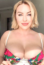 Yuliia , 41 years old – blonde hair,  green eyes from Kyiv, Ukraine - Photo 1976020