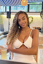 Paola , 24 years old – brunette hair,  brown eyes from Brazl&acirc;ndia, Brazil - Photo 1978928