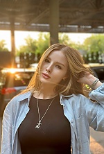 Iryna , 28 years old – blonde hair,  green eyes from Kyiv, Ukraine - Photo 1980600