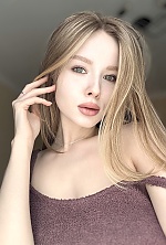 Iryna , 28 years old – blonde hair,  green eyes from Kyiv, Ukraine - Photo 1980601