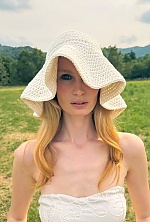 Iryna , 36 years old – light brown hair,  grey eyes from Khmelnytskyi, Ukraine - Photo 1985172