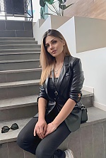 Bohdana , 33 years old – light brown hair,  hazel eyes from Luxembourg, Luxembourg - Photo 1991976