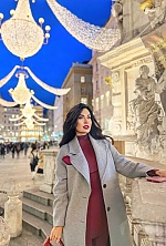 Iryna , 50 years old – black hair,  green eyes from Kyiv, Ukraine - Photo 1985806