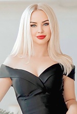 Iryna , 35 years old – blonde hair,  green eyes from Bila Tserkva, Ukraine - Photo 1985744