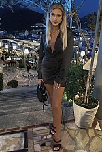 Anca , 31 years old – blonde hair,  blue eyes from Timișoara, Romania - Photo 1988052