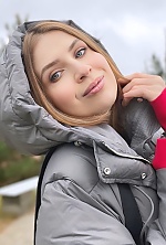 Mariana , 39 years old – light brown hair,  hazel eyes from Kyiv, Ukraine - Photo 1988878