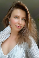 Mariana , 39 years old – light brown hair,  hazel eyes from Kyiv, Ukraine - Photo 1988877