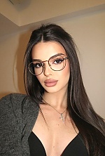 Yelyzaveta , 20 years old – brunette hair,  brown eyes from Bucharest, Romania - Photo 1989161