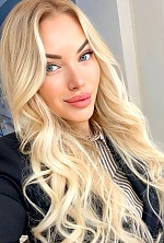 Marina , 38 years old – blonde hair,  green eyes from Prague, Czech Rep. - Photo 1989044