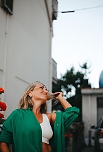 Yuliia , 44 years old – blonde hair,  green eyes from Martinsicuro, Italy - Photo 1991062
