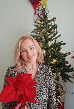 Yuliia , 44 years old – blonde hair,  green eyes from Martinsicuro, Italy - Photo 1994028