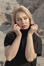 Dariia , 37 years old – blonde hair,  blue eyes from Kyiv, Ukraine - Photo 1990683