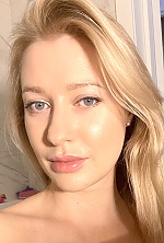 Dariia , 37 years old – blonde hair,  blue eyes from Kyiv, Ukraine - Photo 1990676