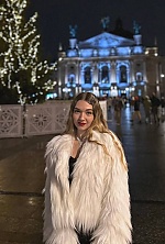 Valeriia , 24 years old – blonde hair,  green eyes from Dubno, Ukraine - Photo 2005921