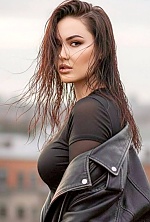 Elena , 28 years old – brunette hair,  hazel eyes from Odesa, Ukraine - Photo 1997002