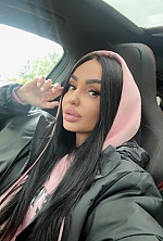 Olena , 42 years old – black hair,  hazel eyes from Berlin, Germany - Photo 1997053