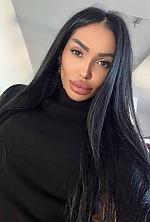 Olena , 42 years old – black hair,  hazel eyes from Berlin, Germany - Photo 2023105