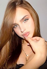 Tatiana , 18 years old – light brown hair,  hazel eyes from Lviv, Ukraine - Photo 1998214