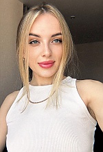 Anastasiia , 27 years old – light brown hair,  grey eyes from Kyiv, Ukraine - Photo 2001952