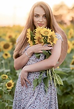 Anastasiia , 27 years old – light brown hair,  grey eyes from Kyiv, Ukraine - Photo 2001947