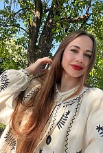 Yuliia , 33 years old – light brown hair,  grey eyes from Odesa, Ukraine - Photo 2003867