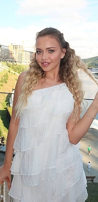 Gorgeous Sofiia, 22 years old from Ukraine | ID: 2400250